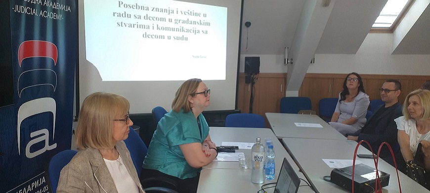 Мултисекторска сарадња судова и центара за социјални рад
