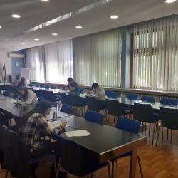 У току је полагање писменог дела пријемног испита XII генерације полазника