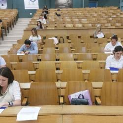 Photo from the written part of the entrance exam in Kragujevac [2]