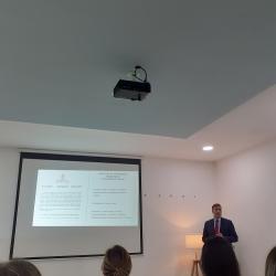 Conversion points for cross-border and international proceedings - Mediation and arbitration versus court proceedings - Figure 4