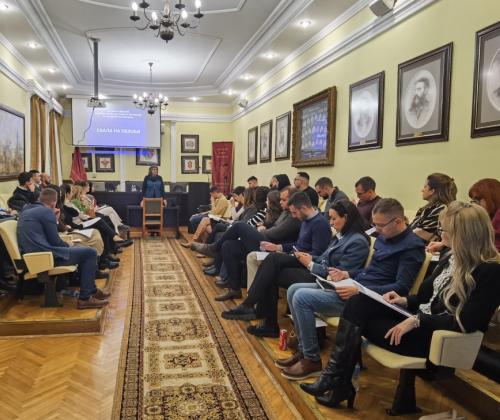 Maloletnici kao učinioci krivičnih dela i maloletna lica oštećena krivičnim delom